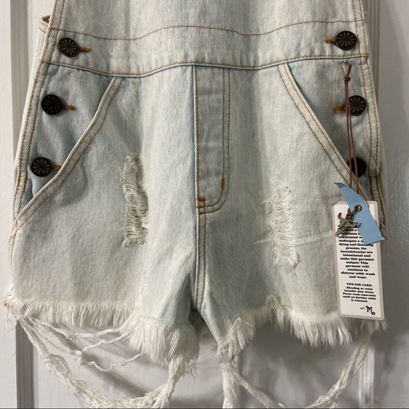 Show Me Your Mumu Blue Georgia Short Overhalls - Picture 11 of 15